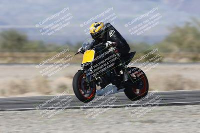 media/Dec-01-2025-Moto Forza (Mon) [[2daa91e15f]]/1-Advanced Group/Session 3 Turn 3 Exit Bump Pans/